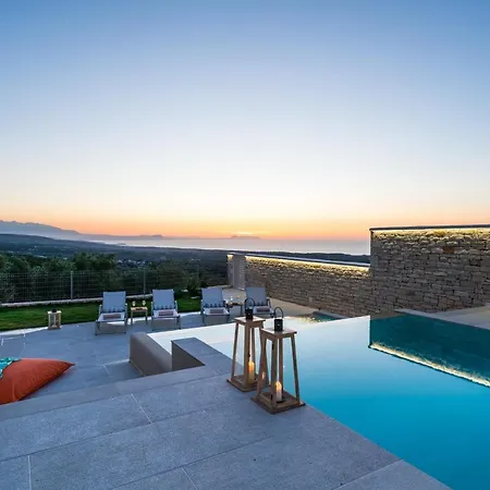 Seaview Villas * ريثيمنو